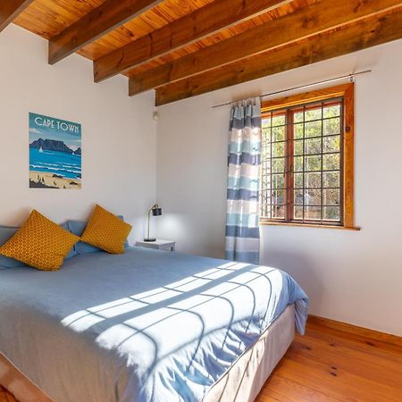 Lark House, Peaceful Mountain Home With Ocean Views And Power Backup Kapstaden Exteriör bild
