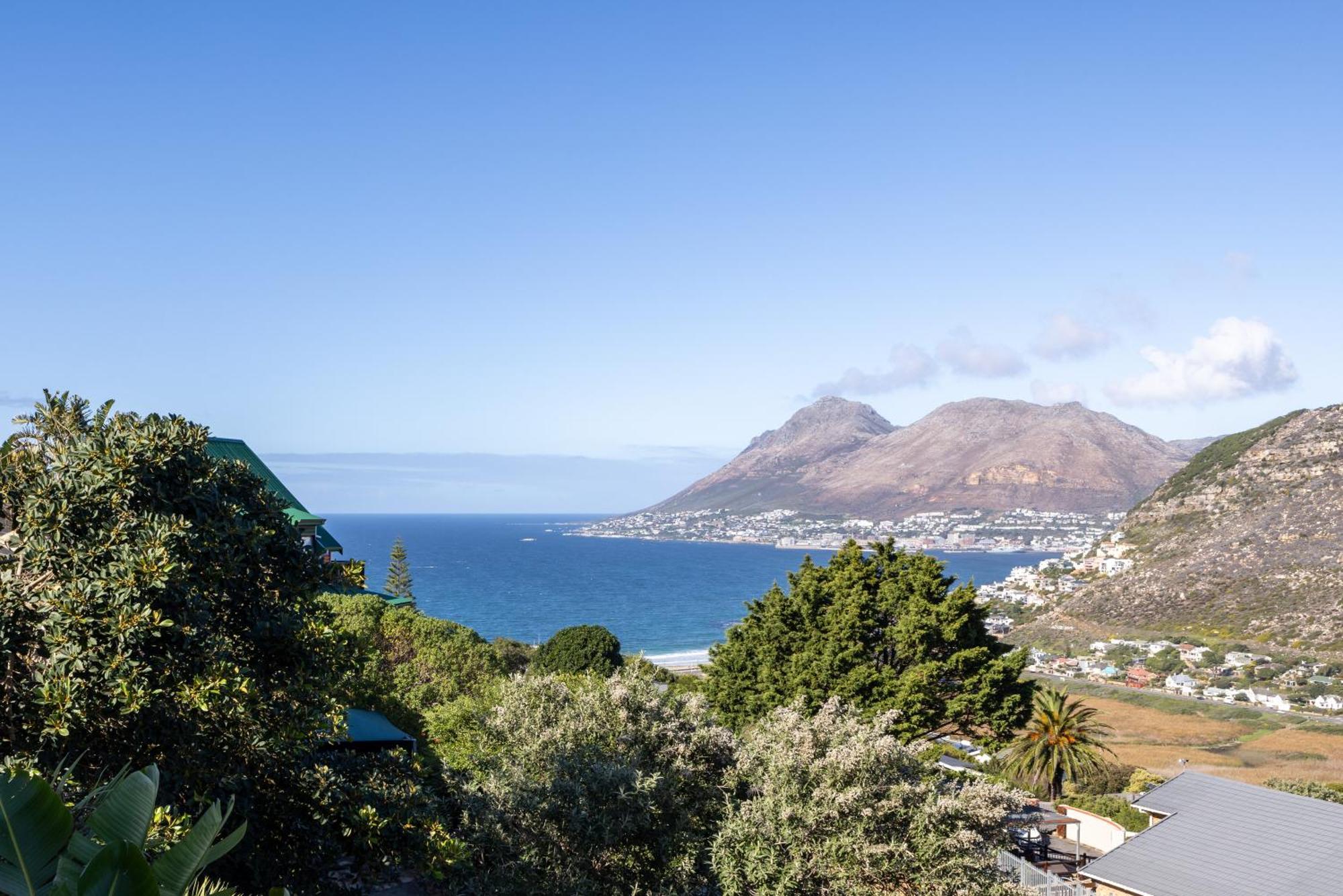 Lark House, Peaceful Mountain Home With Ocean Views And Power Backup Kapstaden Exteriör bild